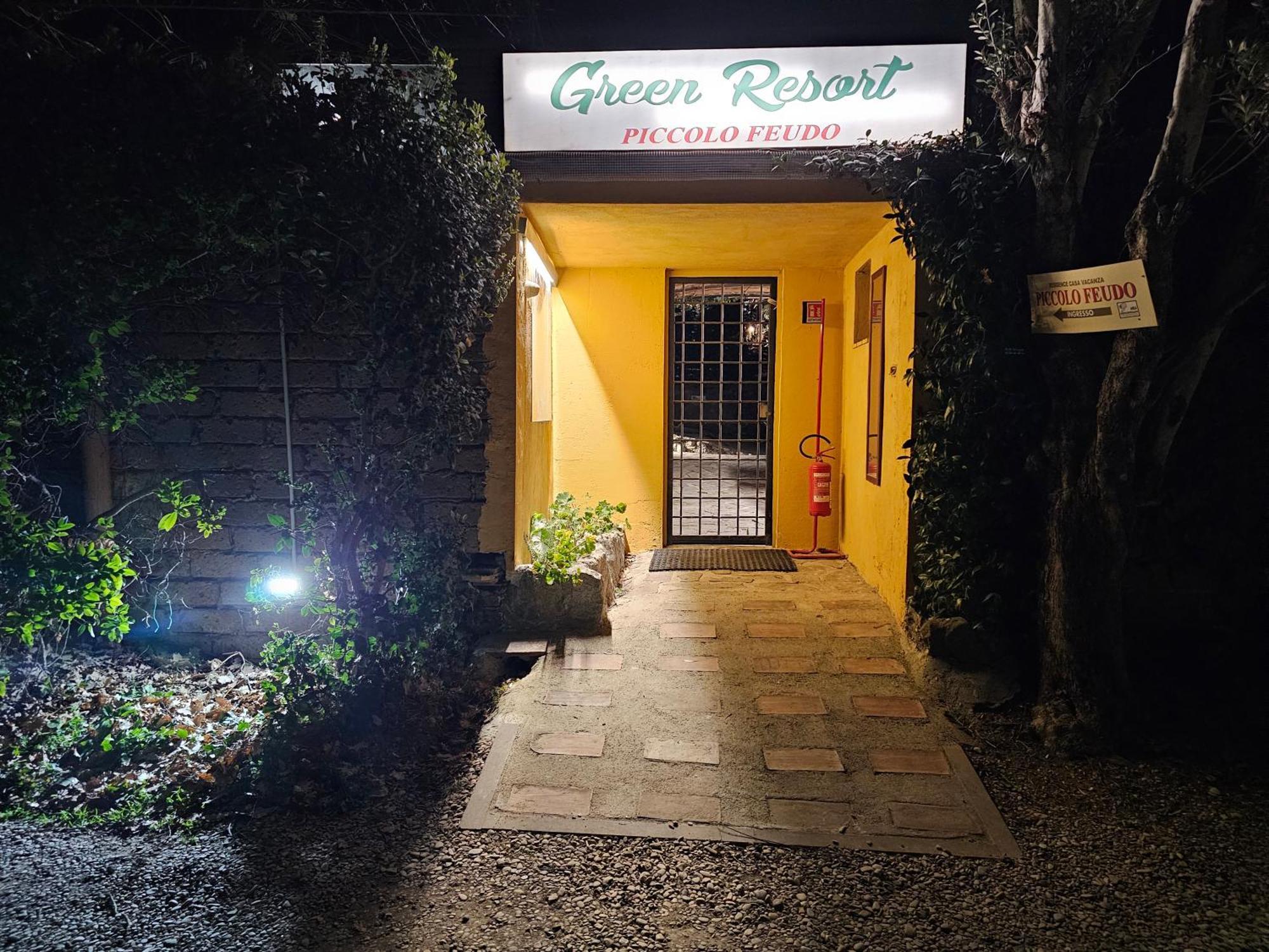 Piccolo Feudo Green Resort (Adults Only) Витербо Экстерьер фото